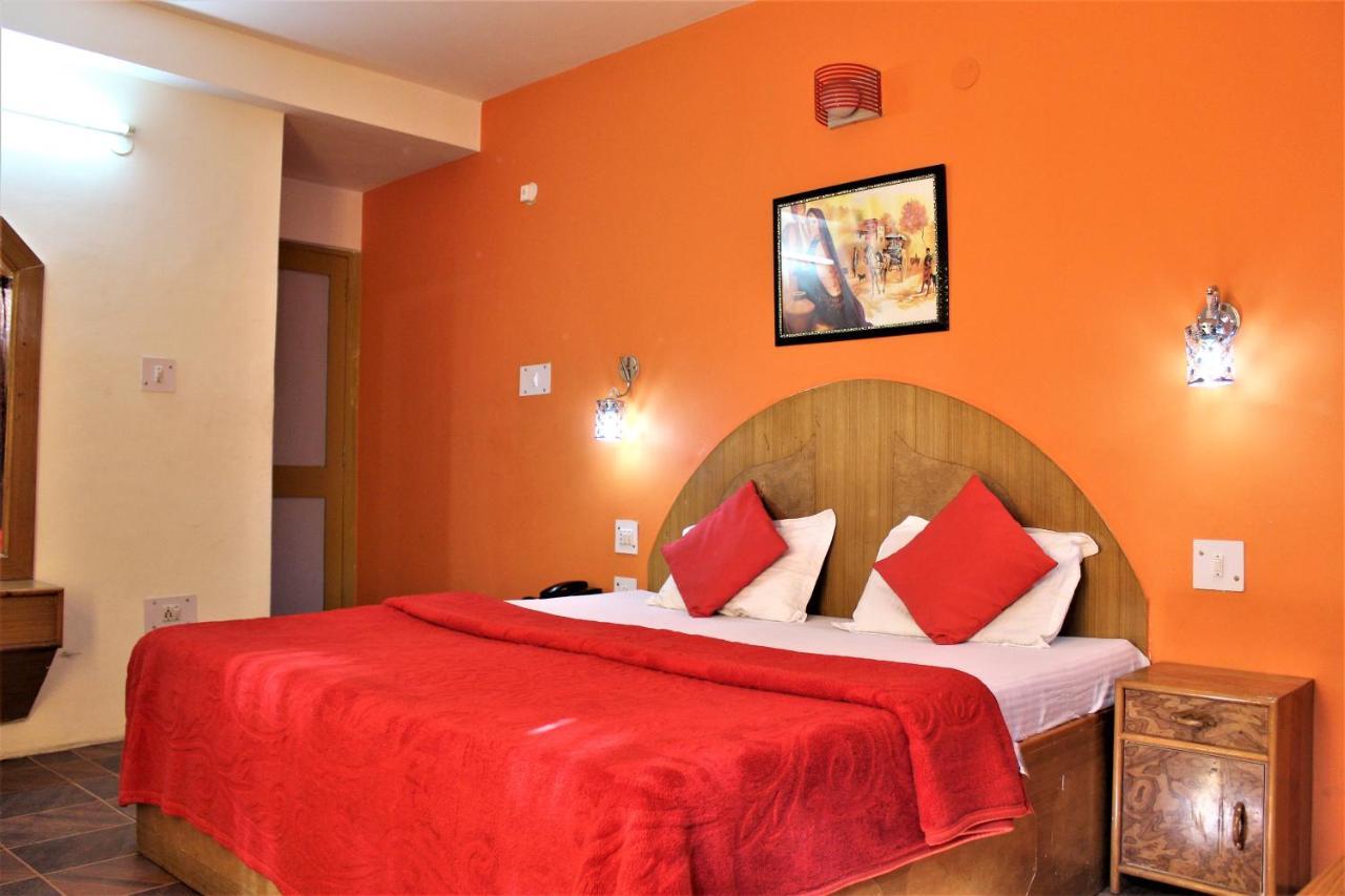 Hotel Ocean Inn 马拉里 外观 照片